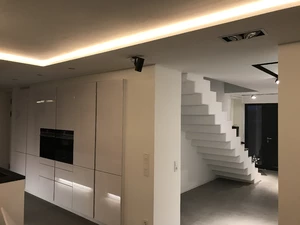 eingelassener Küchenblock in einer Trockenbauwand